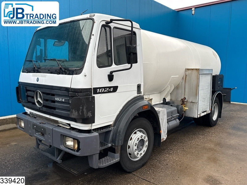 Mercedes-Benz 1824 13018 litres, LPG GPL, Gas tank, Leaf suspension - Camion citerne: photos 1 Mercedes-Benz 1824 13018 litres, LPG GPL, Gas tank, Leaf suspension - Camion citerne: photos 1