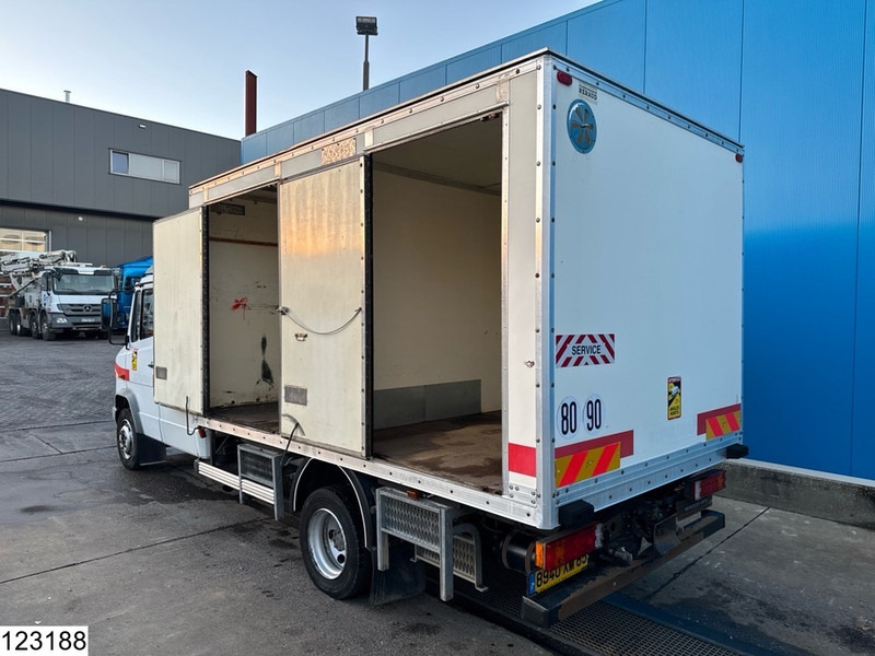 Mercedes-Benz 815 Manual transmission, Steel suspension - Camion fourgon: photos 4 Mercedes-Benz 815 Manual transmission, Steel suspension - Camion fourgon: photos 4