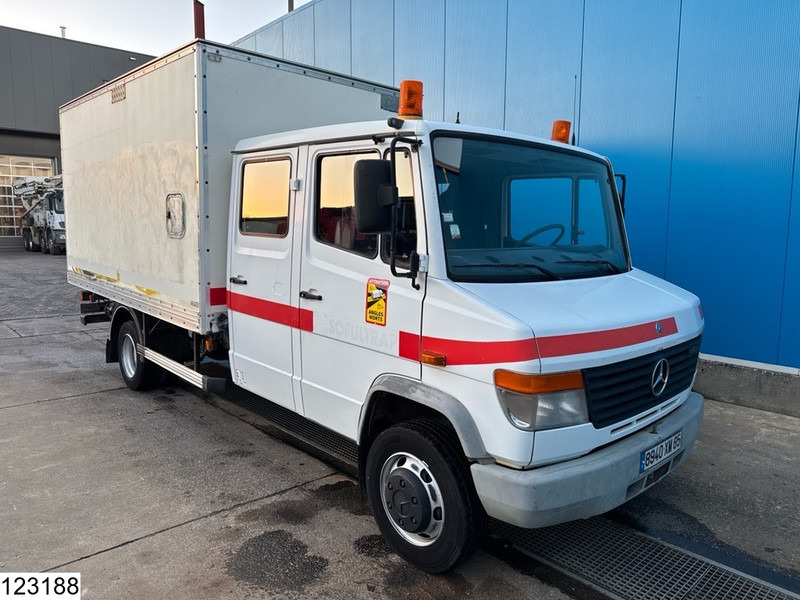 Mercedes-Benz 815 Manual transmission, Steel suspension - Camion fourgon: photos 3 Mercedes-Benz 815 Manual transmission, Steel suspension - Camion fourgon: photos 3