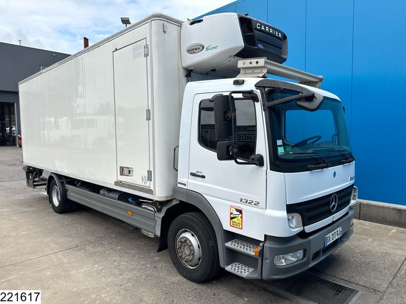Mercedes-Benz Atego 1322 EURO 4, Manual, Dhollandia, Chereau - Camion frigorifique: photos 3 Mercedes-Benz Atego 1322 EURO 4, Manual, Dhollandia, Chereau - Camion frigorifique: photos 3