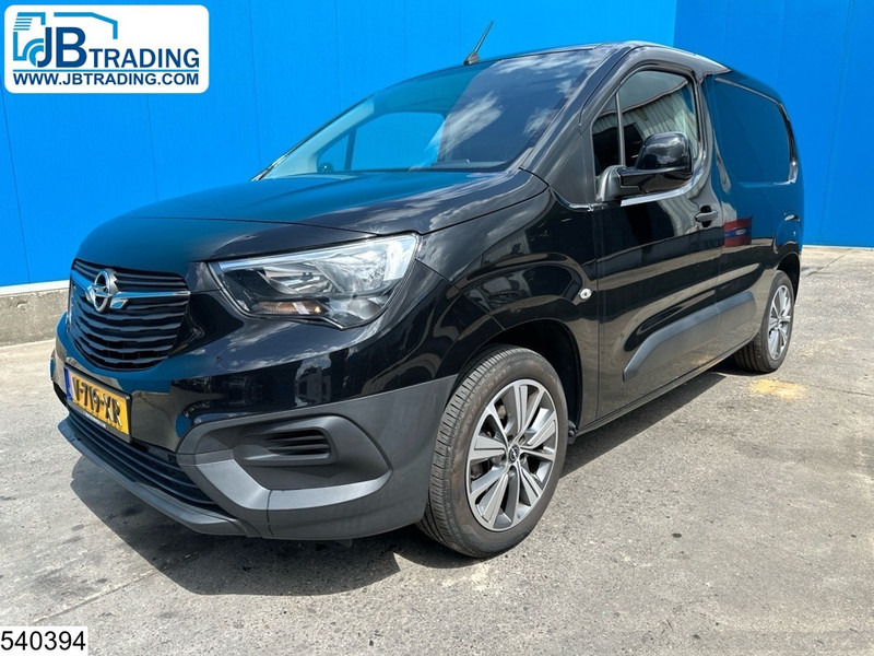 Opel COMBO 1.5 Combo EURO 6 - Fourgon utilitaire: photos 1 Opel COMBO 1.5 Combo EURO 6 - Fourgon utilitaire: photos 1