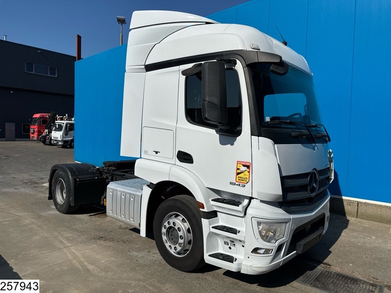 Mercedes-Benz Actros 1843 EURO 6 - Tracteur routier: photos 2 Mercedes-Benz Actros 1843 EURO 6 - Tracteur routier: photos 2