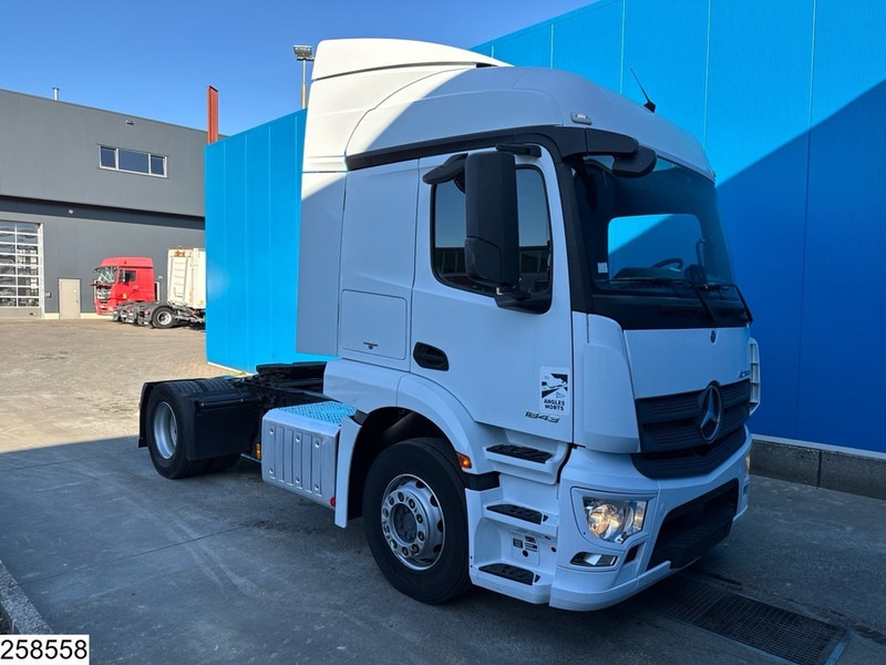 Mercedes-Benz Actros 1843 EURO 6 - Tracteur routier: photos 3 Mercedes-Benz Actros 1843 EURO 6 - Tracteur routier: photos 3