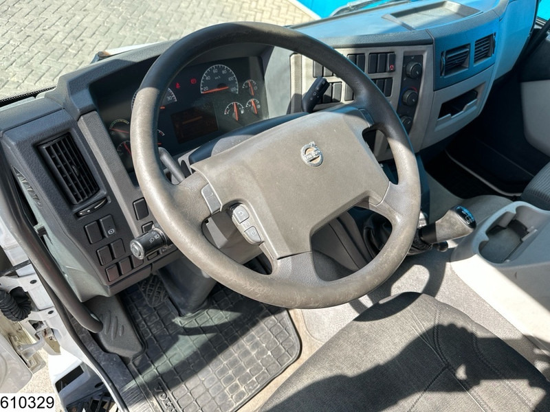 Volvo FL 240 EURO 5, Manual, Dhollandia - Camion fourgon: photos 5 Volvo FL 240 EURO 5, Manual, Dhollandia - Camion fourgon: photos 5