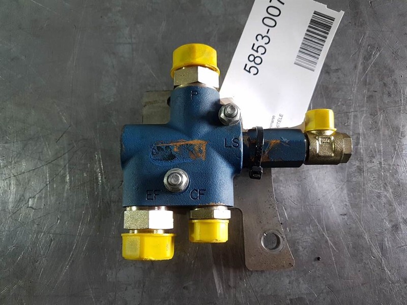 Ahlmann AZ90TELE-4109727A-Priority valve/Prioritaetsventil - Hydraulique pour Engins de chantier: photos 2 Ahlmann AZ90TELE-4109727A-Priority valve/Prioritaetsventil - Hydraulique pour Engins de chantier: photos 2