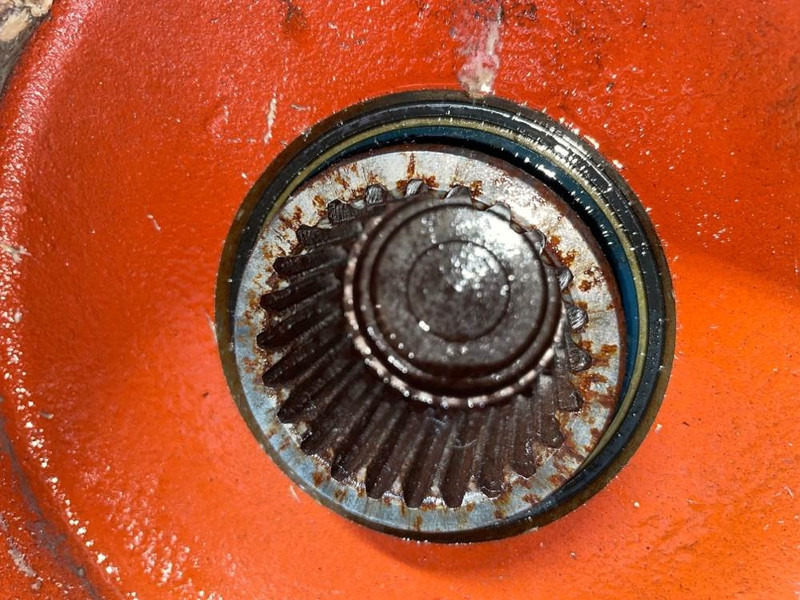 Boîte de vitesse pour Engins de chantier CLARK-HURTH 302/278/225 - Transmission/Getriebe/Transmissiebak: photos 6 Boîte de vitesse pour Engins de chantier CLARK-HURTH 302/278/225 - Transmission/Getriebe/Transmissiebak: photos 6