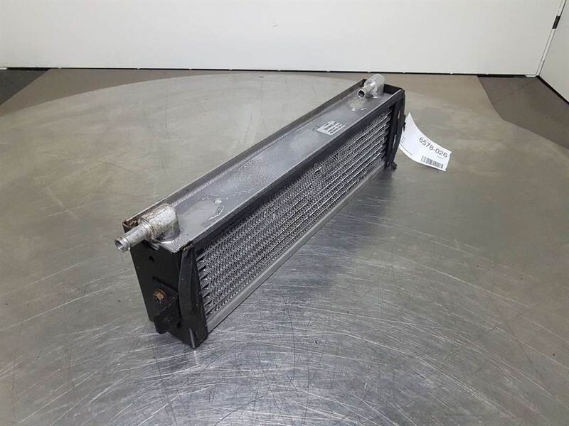 Case 621D-Denso MNY70266601B2C-Airco condenser/koeler - Frame/ Châssis pour Engins de chantier: photos 2 Case 621D-Denso MNY70266601B2C-Airco condenser/koeler - Frame/ Châssis pour Engins de chantier: photos 2