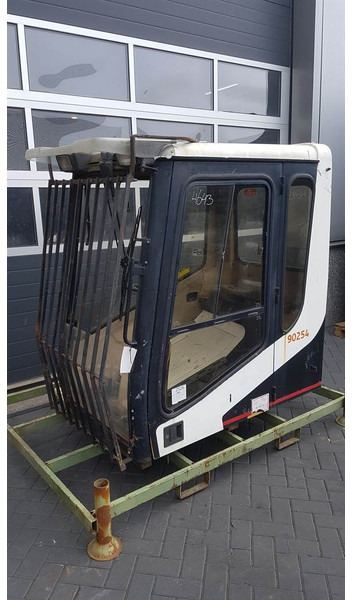 Cat M 318 - Cabin/Kabine/Cabine - Cabine et intérieur pour Engins de chantier: photos 1 Cat M 318 - Cabin/Kabine/Cabine - Cabine et intérieur pour Engins de chantier: photos 1