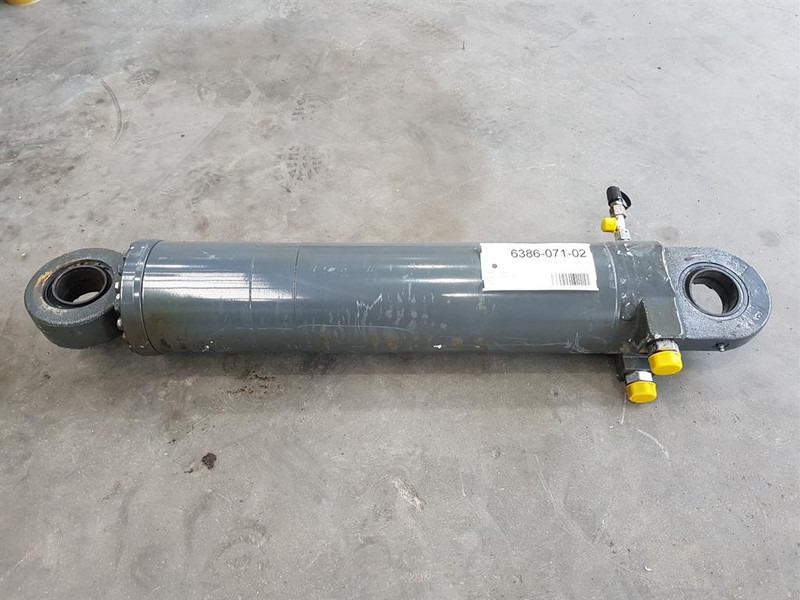 Fuchs MHL320-5577661295-Outrigger cylinder/Zylinder - Hydraulique pour Engins de chantier: photos 1 Fuchs MHL320-5577661295-Outrigger cylinder/Zylinder - Hydraulique pour Engins de chantier: photos 1