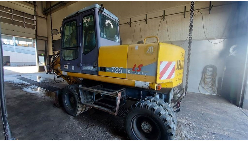 Furukawa W 725 LS (For parts) - Pelle sur pneus: photos 3 Furukawa W 725 LS (For parts) - Pelle sur pneus: photos 3