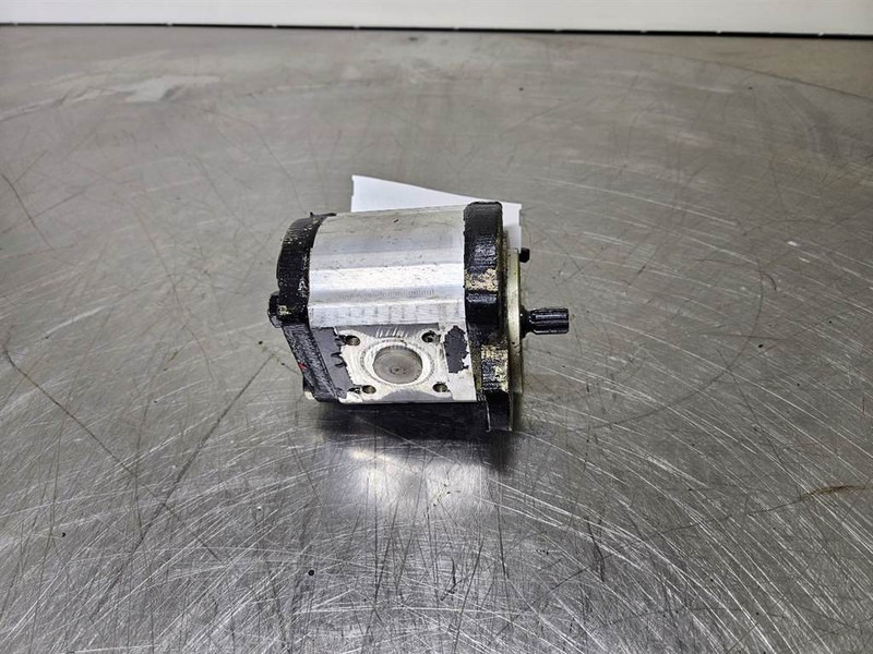 HALDEX W9A1-23-R-3-F-27-N-N-Gearpump/Zahnradpumpe - Hydraulique pour Engins de chantier: photos 2 HALDEX W9A1-23-R-3-F-27-N-N-Gearpump/Zahnradpumpe - Hydraulique pour Engins de chantier: photos 2