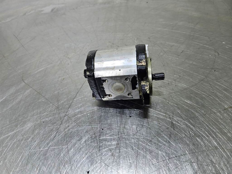 HALDEX W9A1-23-R-3-F-27-N-N-Gearpump/Zahnradpumpe - Hydraulique pour Engins de chantier: photos 4 HALDEX W9A1-23-R-3-F-27-N-N-Gearpump/Zahnradpumpe - Hydraulique pour Engins de chantier: photos 4