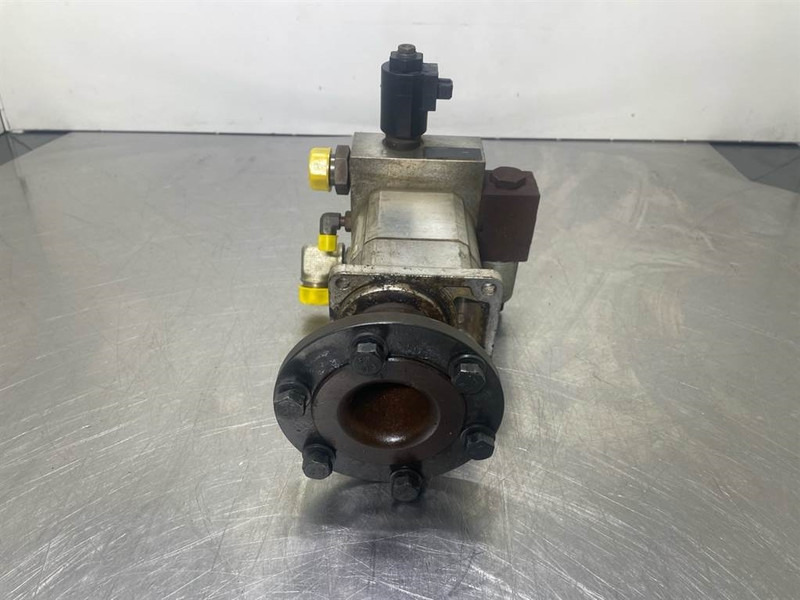 Hyundai HL757-7A-11LD-30700 / VAD0511111-Fan motor - Hydraulique pour Engins de chantier: photos 3 Hyundai HL757-7A-11LD-30700 / VAD0511111-Fan motor - Hydraulique pour Engins de chantier: photos 3