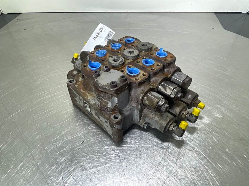 Hyundai HL757-7A-31LD-00030-WA28D7D7F1-57-Valve/Ventile - Hydraulique pour Engins de chantier: photos 3 Hyundai HL757-7A-31LD-00030-WA28D7D7F1-57-Valve/Ventile - Hydraulique pour Engins de chantier: photos 3