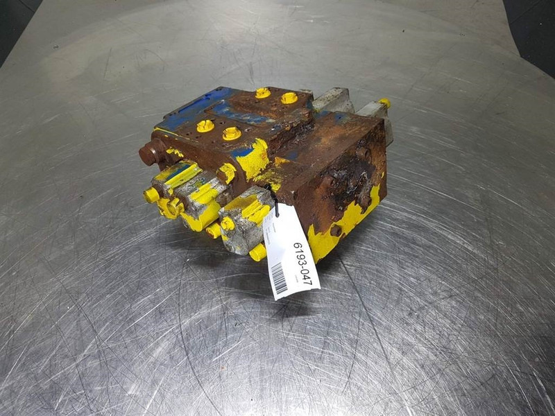 Hyundai HL760-9 - Valve/Ventile/Ventiel - Hydraulique: photos 3 Hyundai HL760-9 - Valve/Ventile/Ventiel - Hydraulique: photos 3