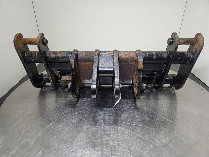 JCB TM220 - Quick coupler/Schnellwechsler/Snelwissel - Attache rapide pour Engins de chantier: photos 5 JCB TM220 - Quick coupler/Schnellwechsler/Snelwissel - Attache rapide pour Engins de chantier: photos 5