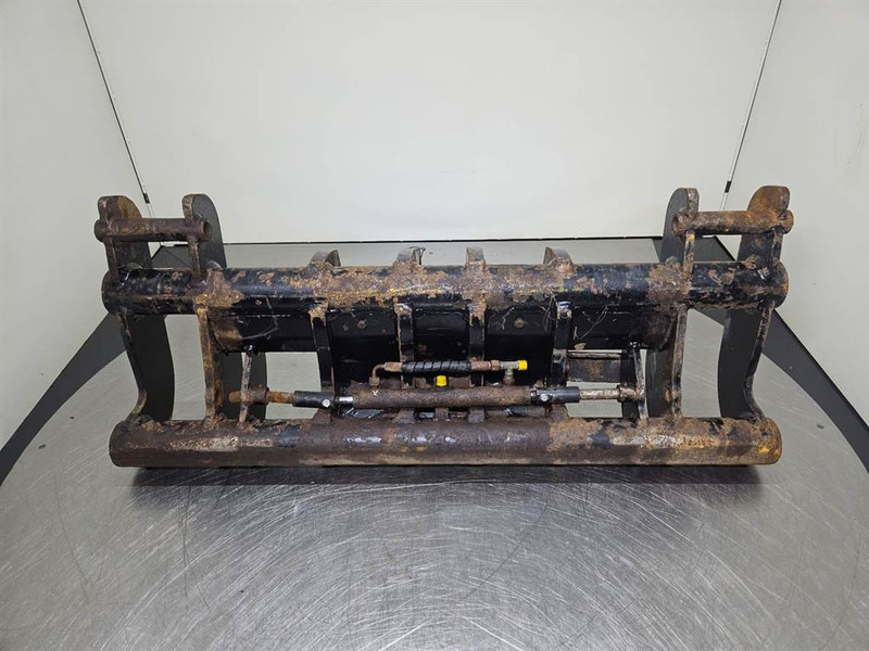 JCB TM220 - Quick coupler/Schnellwechsler/Snelwissel - Attache rapide pour Engins de chantier: photos 1 JCB TM220 - Quick coupler/Schnellwechsler/Snelwissel - Attache rapide pour Engins de chantier: photos 1