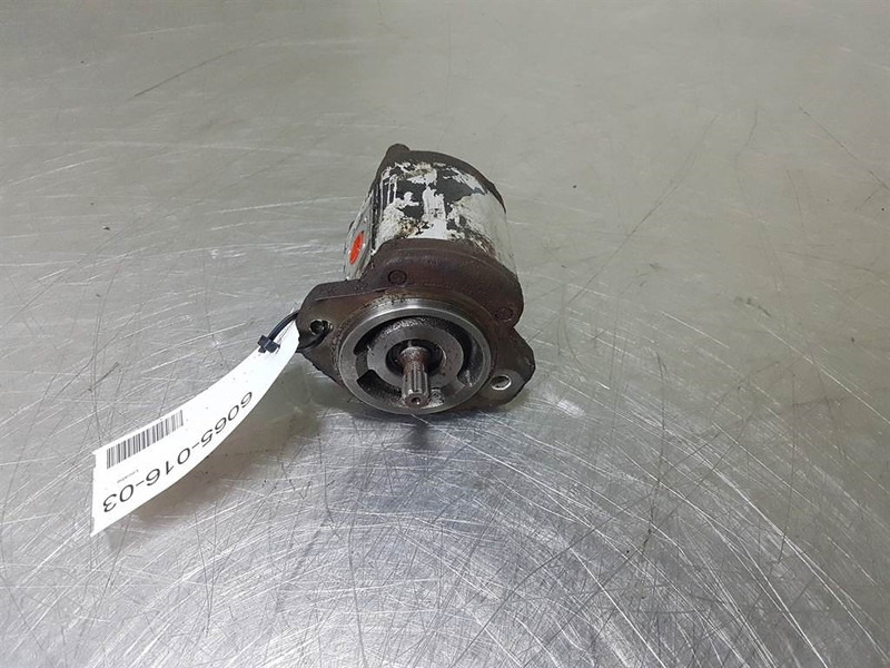 Kracht KP1/22A10AS0A - Gearpump/Zahnradpumpe - Hydraulique pour Engins de chantier: photos 2 Kracht KP1/22A10AS0A - Gearpump/Zahnradpumpe - Hydraulique pour Engins de chantier: photos 2