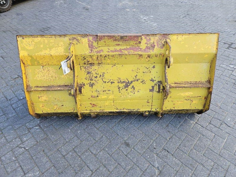 Kramer 512SL - Bucket/Schaufel/Dichte bak - Godet pour Engins de chantier: photos 4 Kramer 512SL - Bucket/Schaufel/Dichte bak - Godet pour Engins de chantier: photos 4