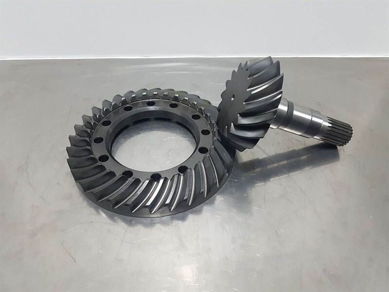MC Cormick -Carraro CA64234-Bevel gear set/Kegelra - Essieu et pièces pour Engins de chantier: photos 1 MC Cormick -Carraro CA64234-Bevel gear set/Kegelra - Essieu et pièces pour Engins de chantier: photos 1