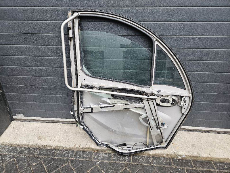 Manitou MLT737-130PS+ - Door/Tür/Deur - Cabine et intérieur pour Engins de chantier: photos 3 Manitou MLT737-130PS+ - Door/Tür/Deur - Cabine et intérieur pour Engins de chantier: photos 3
