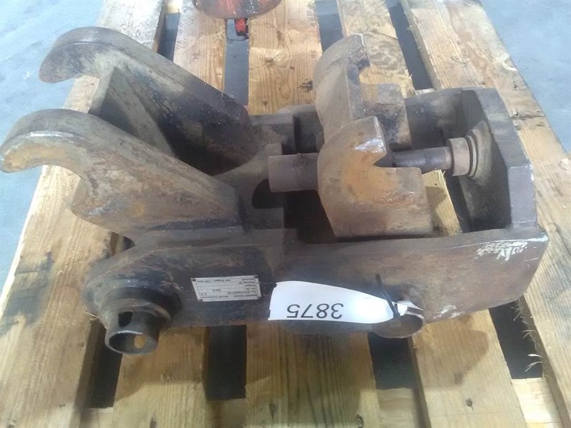 NADO Excomat NE 565 - Bobcat - Quick coupler - Attache rapide: photos 1 NADO Excomat NE 565 - Bobcat - Quick coupler - Attache rapide: photos 1