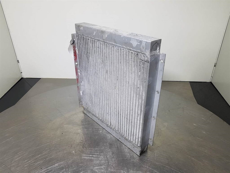 Nissens - Oil cooler/Ölkühler/Oliekoeler - Hydraulique pour Engins de chantier: photos 2 Nissens - Oil cooler/Ölkühler/Oliekoeler - Hydraulique pour Engins de chantier: photos 2