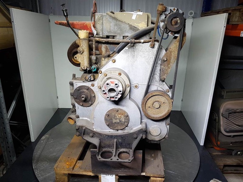O & K L45-Cummins M11C250-Engine/Motor - Moteur et pièces pour Engins de chantier: photos 5 O & K L45-Cummins M11C250-Engine/Motor - Moteur et pièces pour Engins de chantier: photos 5