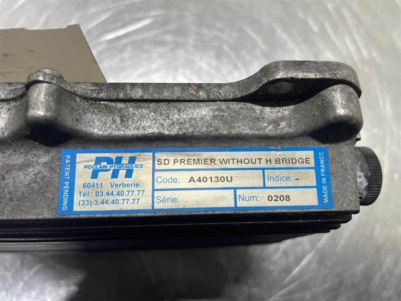 Poclain Smart Drive - ECU/Control box/Steuermodul - Système électrique pour Engins de chantier: photos 4 Poclain Smart Drive - ECU/Control box/Steuermodul - Système électrique pour Engins de chantier: photos 4