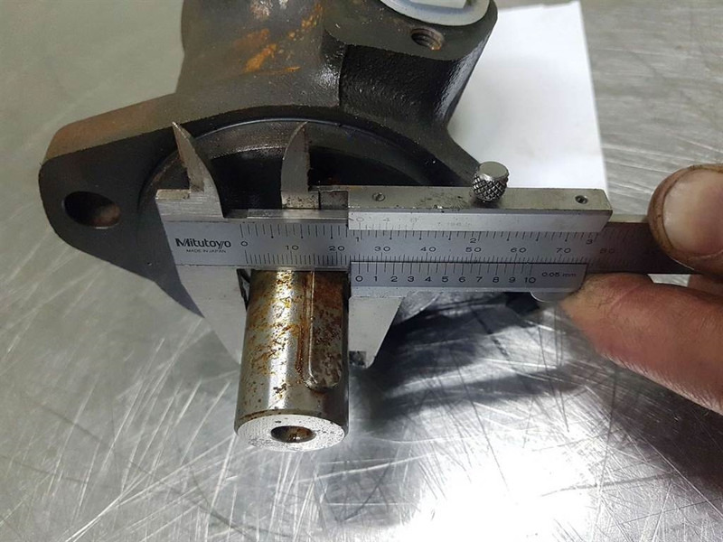 Sauer Danfoss OMP32-151-0341-Hydraulic motor/Hydraulikmotor - Hydraulique pour Engins de chantier: photos 5 Sauer Danfoss OMP32-151-0341-Hydraulic motor/Hydraulikmotor - Hydraulique pour Engins de chantier: photos 5