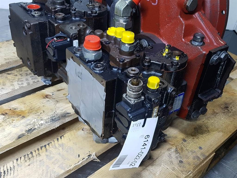 Sauer Sundstrand 42L41DE1A602B2B - Drive pump/Fahr - Hydraulique: photos 2 Sauer Sundstrand 42L41DE1A602B2B - Drive pump/Fahr - Hydraulique: photos 2