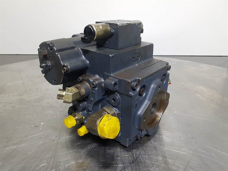 Sauer Sundstrand 42R41DG1A172J2C - Kramer - Pump - Hydraulique: photos 2 Sauer Sundstrand 42R41DG1A172J2C - Kramer - Pump - Hydraulique: photos 2