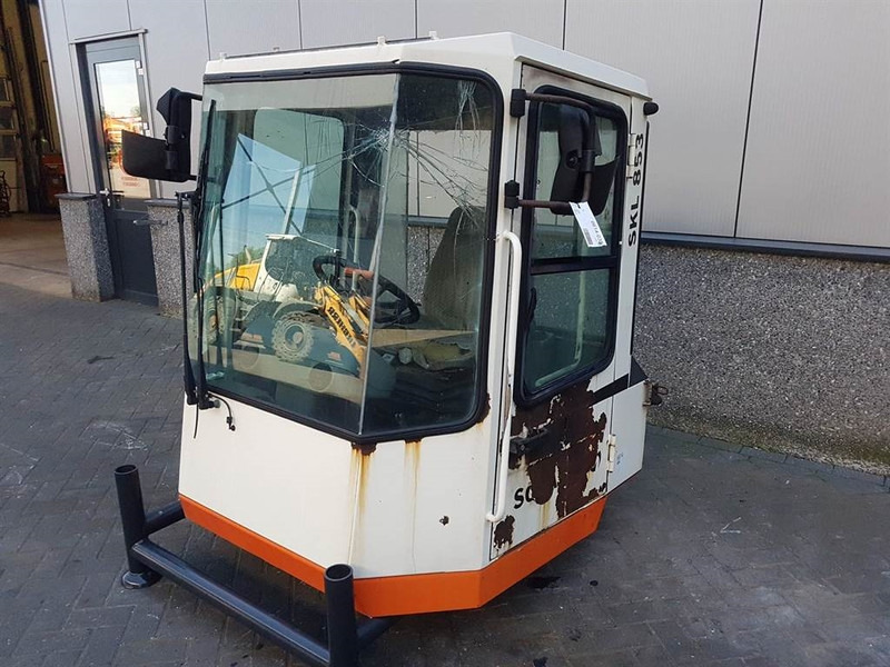 Schaeff SKL853-101980172-Cabin/Kabine/Cabine - Cabine et intérieur pour Engins de chantier: photos 2 Schaeff SKL853-101980172-Cabin/Kabine/Cabine - Cabine et intérieur pour Engins de chantier: photos 2