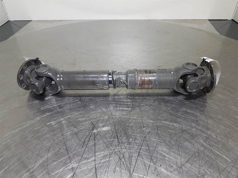 Sennebogen 818 - Propshaft/Gelenkwelle/Cardanas - Essieu et pièces pour Engins de chantier: photos 2 Sennebogen 818 - Propshaft/Gelenkwelle/Cardanas - Essieu et pièces pour Engins de chantier: photos 2