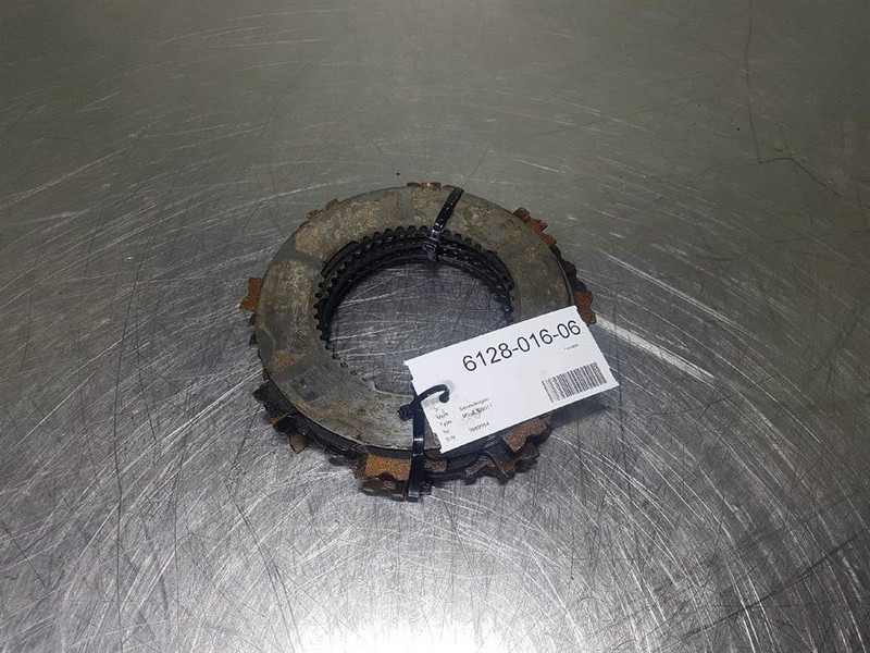 Sennebogen 818M-ZF-Brake disc/Bremsscheibe/Remvoering - Pièces de frein pour Engins de chantier: photos 1 Sennebogen 818M-ZF-Brake disc/Bremsscheibe/Remvoering - Pièces de frein pour Engins de chantier: photos 1