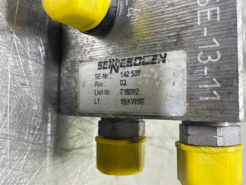 Sennebogen 835E-142531-Valve/Ventile/Ventiel - Hydraulique pour Engins de chantier: photos 5 Sennebogen 835E-142531-Valve/Ventile/Ventiel - Hydraulique pour Engins de chantier: photos 5