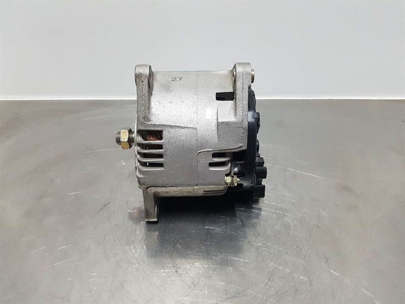 Terex Schaeff SKL873-28V 75A-Alternator/Lichtmaschine/Dynamo - Moteur pour Engins de chantier: photos 3 Terex Schaeff SKL873-28V 75A-Alternator/Lichtmaschine/Dynamo - Moteur pour Engins de chantier: photos 3