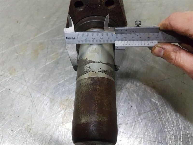 Terex TL100-6502116200-Quick hitch cylinder - Hydraulique pour Engins de chantier: photos 5 Terex TL100-6502116200-Quick hitch cylinder - Hydraulique pour Engins de chantier: photos 5