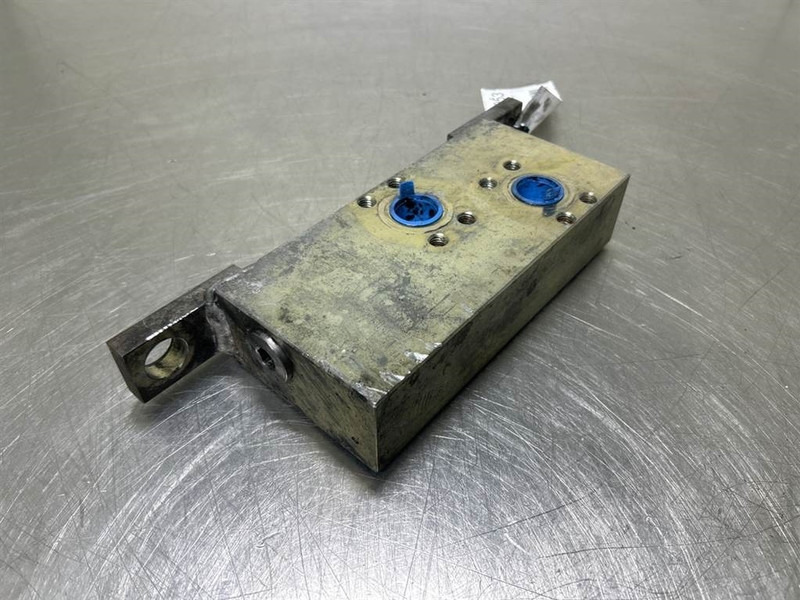 Terex TW150-6058150-Distributor/Verteiler - Hydraulique pour Engins de chantier: photos 2 Terex TW150-6058150-Distributor/Verteiler - Hydraulique pour Engins de chantier: photos 2