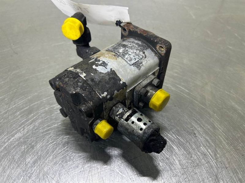 Terex TW150-6120579-Ventilator motor/Lueftermotor - Hydraulique pour Engins de chantier: photos 2 Terex TW150-6120579-Ventilator motor/Lueftermotor - Hydraulique pour Engins de chantier: photos 2