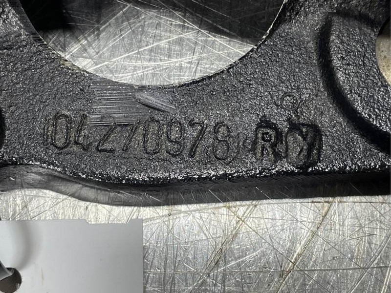 Volvo L30B-Z/X-TD2011L04I-Flywheel housing - Moteur pour Engins de chantier: photos 5 Volvo L30B-Z/X-TD2011L04I-Flywheel housing - Moteur pour Engins de chantier: photos 5