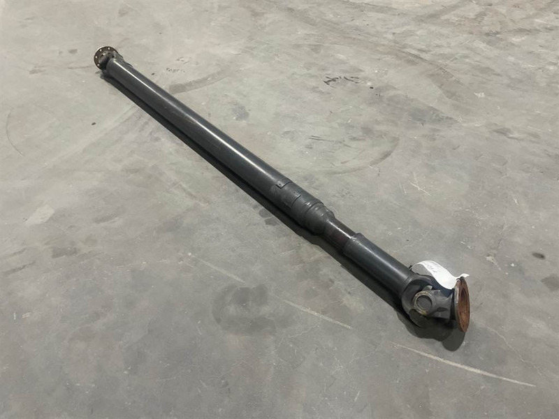 Volvo L45F-15231578 - Propshaft/Gelenkwelle/Cardanas - Essieu et pièces pour Engins de chantier: photos 3 Volvo L45F-15231578 - Propshaft/Gelenkwelle/Cardanas - Essieu et pièces pour Engins de chantier: photos 3