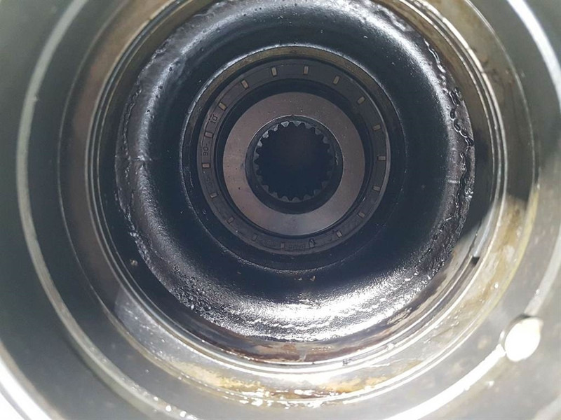 Boîte de vitesse pour Engins de chantier Yanmar V70 Speeder-ZF-Transmission/Getriebe/Transmissie: photos 6 Boîte de vitesse pour Engins de chantier Yanmar V70 Speeder-ZF-Transmission/Getriebe/Transmissie: photos 6