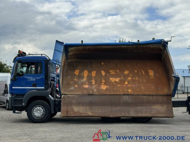MAN TGS 26.400 6x4 Meiller 3 Seiten Kipper Bordmatik - Camion benne: photos 5 MAN TGS 26.400 6x4 Meiller 3 Seiten Kipper Bordmatik - Camion benne: photos 5