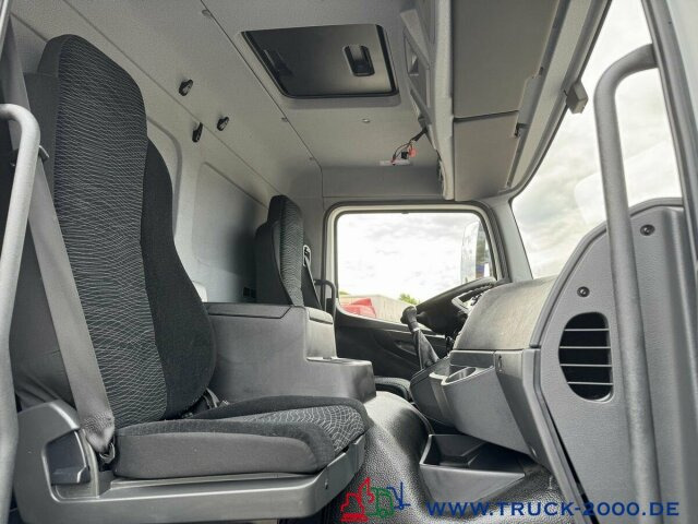 Mercedes-Benz Atego 1224 Koffer MBB Palfinger LBW 1.500KG AHK - Camion fourgon: photos 5 Mercedes-Benz Atego 1224 Koffer MBB Palfinger LBW 1.500KG AHK - Camion fourgon: photos 5