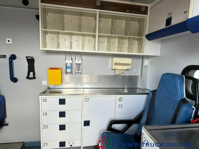 Mercedes-Benz Sprinter 516 Fahrtec RTW Luftfederung 1. Hand - Ambulance: photos 4 Mercedes-Benz Sprinter 516 Fahrtec RTW Luftfederung 1. Hand - Ambulance: photos 4