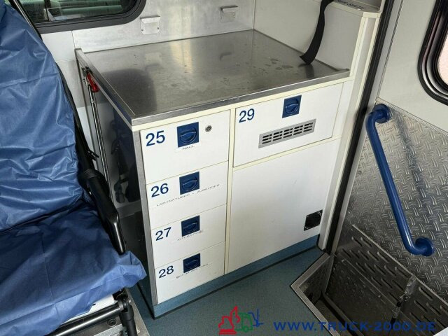 Mercedes-Benz Sprinter 516 Fahrtec RTW Luftfederung Retarder - Ambulance: photos 3 Mercedes-Benz Sprinter 516 Fahrtec RTW Luftfederung Retarder - Ambulance: photos 3