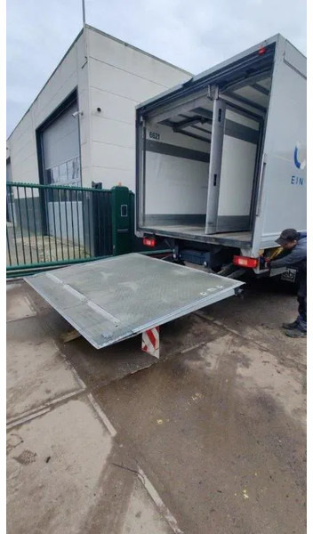 Hayon élévateur Dhollandia Laadklep / Achtersluitklep 2000 kg MBB / Palfinger / B.A.R. Cargolift