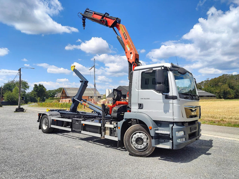 MAN TGM 18.290 4x2 Euro 6 + Crane Palfinger PK15500 - Camion ampliroll, Camion grue: photos 2 MAN TGM 18.290 4x2 Euro 6 + Crane Palfinger PK15500 - Camion ampliroll, Camion grue: photos 2