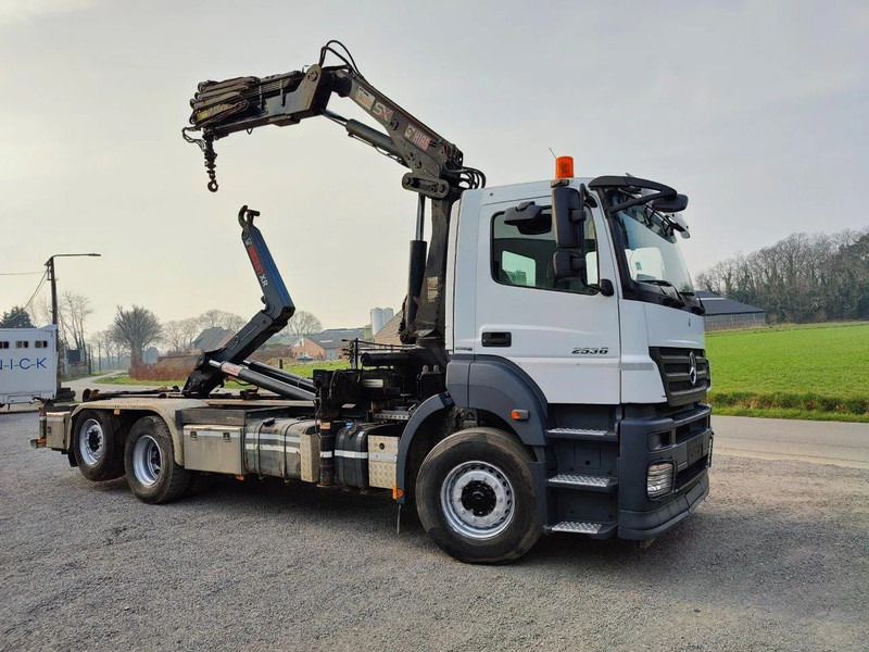 Mercedes-Benz Axor 2536 Euro5 container multilift crane HIAB 220 - Camion ampliroll, Camion grue: photos 2 Mercedes-Benz Axor 2536 Euro5 container multilift crane HIAB 220 - Camion ampliroll, Camion grue: photos 2